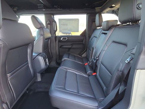 New 2026 Ford Bronco Outer Banks image 20