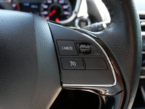 Used 2018 Mitsubishi Eclipse Cross SE AWD/4WD image 18