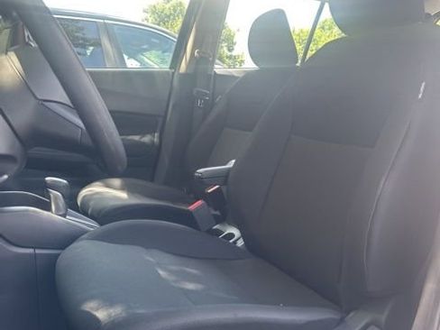 New 2025 Nissan Kicks Play S image 18