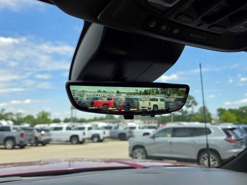 New 2026 GMC Sierra 2500 AT4 w/ AT4 Premium Plus Package AWD/4WD image 32