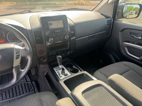 Used 2015 Nissan Titan SV w/ SV Value Truck Package image 36