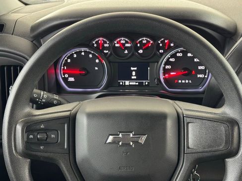 Used 2019 Chevrolet Silverado 1500 Custom Trail Boss w/ Custom Convenience Package AWD/4WD image 33