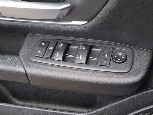 Used 2021 RAM 1500 Big Horn image 25