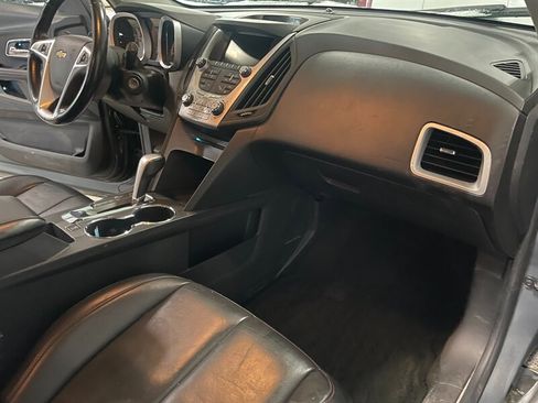 Used 2013 Chevrolet Equinox LTZ image 16