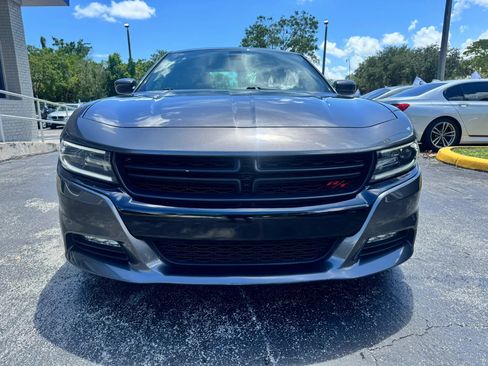Used 2015 Dodge Charger R/T RWD image 3