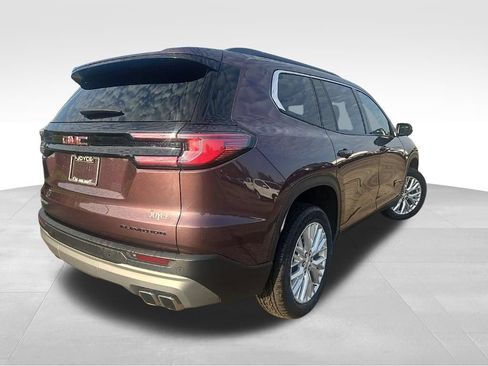 Used 2024 GMC Acadia Elevation FWD image 5