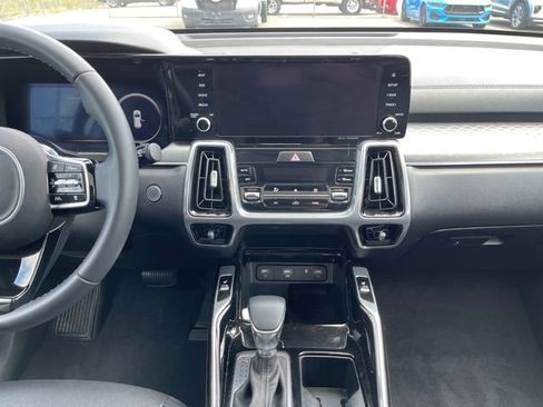 Used 2023 Kia Sorento SX FWD image 22