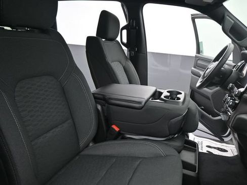 New 2026 RAM 1500 Express AWD/4WD image 21
