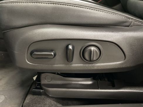 Used 2021 Buick Encore GX Preferred w/ Cold Weather Comfort Package image 14