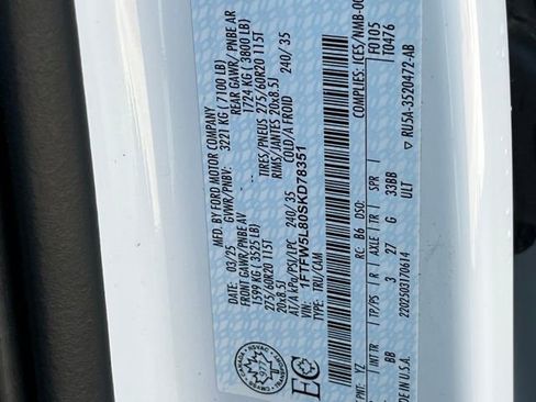 Used 2025 Ford F150 Lariat image 35