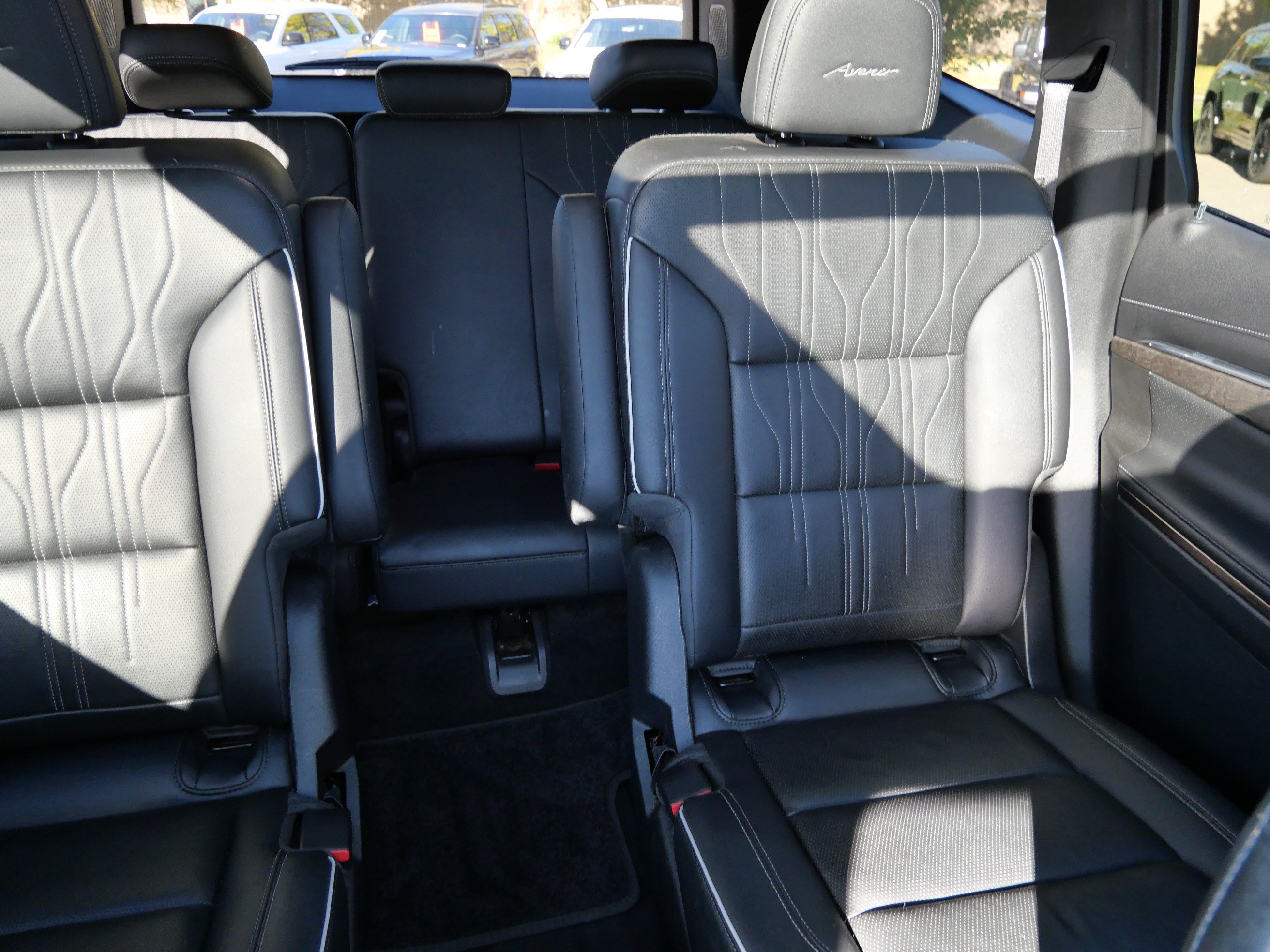 Used 2026 Buick Enclave Avenir w/ Super Cruise Package FWD image 14