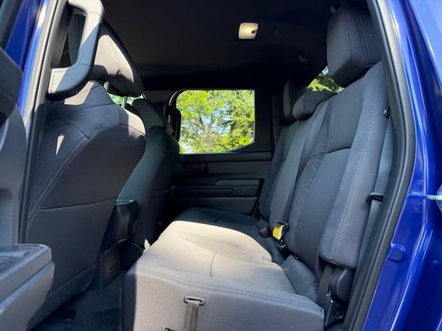 Certified 2024 Toyota Tacoma SR5 AWD/4WD image 16