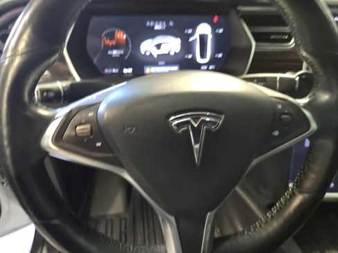 Used 2016 Tesla Model X 90D AWD/4WD image 14