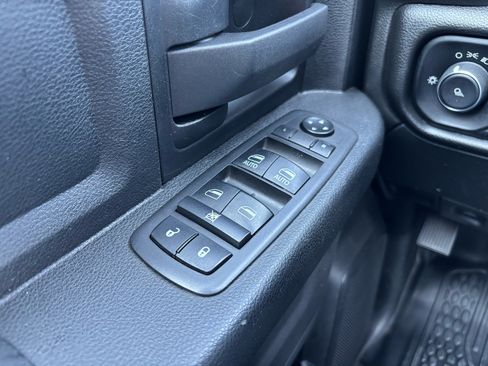 Used 2021 RAM 3500 Tradesman w/ Chrome Appearance Group image 28