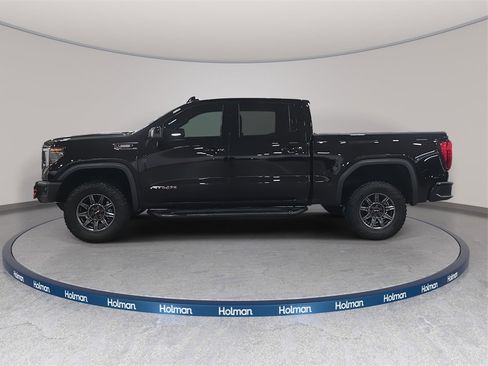 Used 2024 GMC Sierra 1500 AT4X image 9