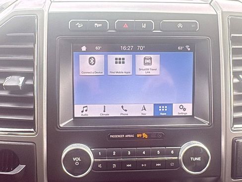 Used 2019 Ford Expedition XLT w/ Equipment Group 202A AWD/4WD image 30