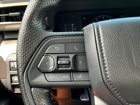 Used 2025 Toyota Tacoma SR5 image 24