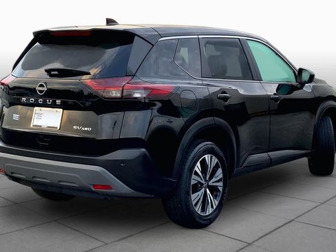 Used 2023 Nissan Rogue SV AWD/4WD image 12
