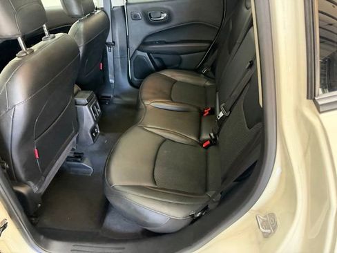 Used 2021 Jeep Compass Trailhawk w/ Sun and Sound Group AWD/4WD image 40