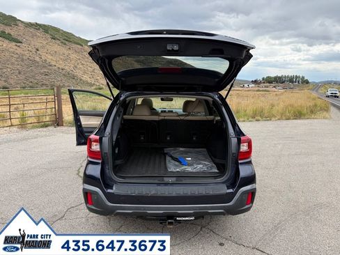 Used 2018 Subaru Outback 3.6R Limited AWD/4WD image 31