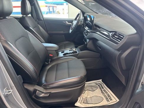 Certified 2023 Ford Escape ST-Line w/ Tech Pack #1 AWD/4WD image 12