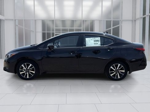 New 2025 Nissan Versa SV w/ Trunk Package FWD image 2