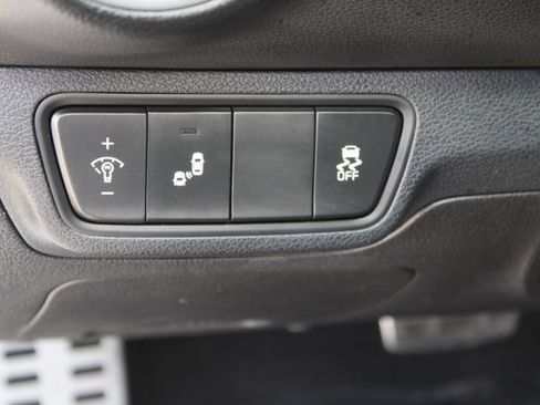 Used 2022 Kia Forte GT-Line w/ GT-Line Premium Package FWD image 13