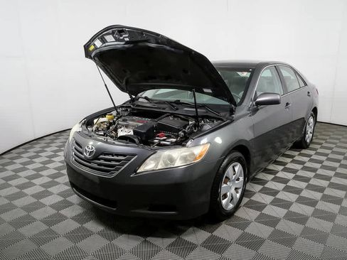 Used 2007 Toyota Camry LE FWD image 28