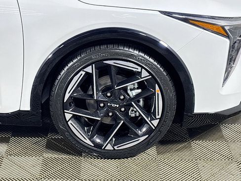New 2025 Kia K4 GT-Line image 24
