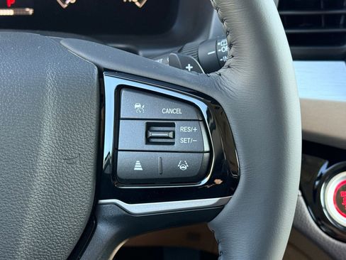 New 2026 Honda Odyssey Touring image 26