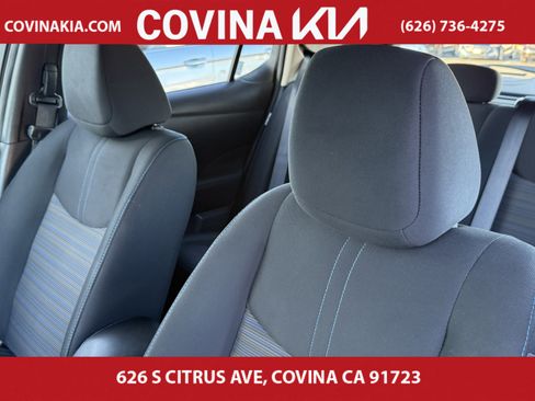 Used 2020 Nissan Leaf SV w/ SV Technology Package image 17