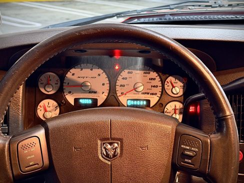 Used 2005 Dodge Ram 1500 Truck 2WD Quad Cab image 20