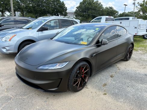Used 2026 Tesla Model 3 Performance AWD/4WD image 3