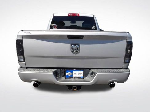 Used 2014 RAM 1500 Express RWD image 12
