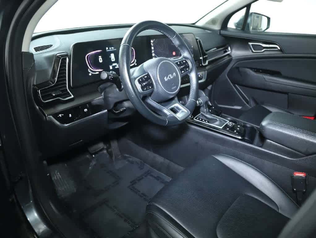 Used 2024 Kia Sportage EX AWD/4WD image 17