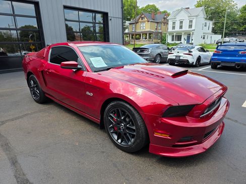 Used 2014 Ford Mustang GT Premium w/ Comfort Package RWD image 57