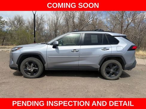 Used 2022 Toyota RAV4 Limited w/ Limited Grade Weather Package AWD/4WD image 5