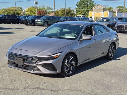 Used 2025 Hyundai Elantra SEL