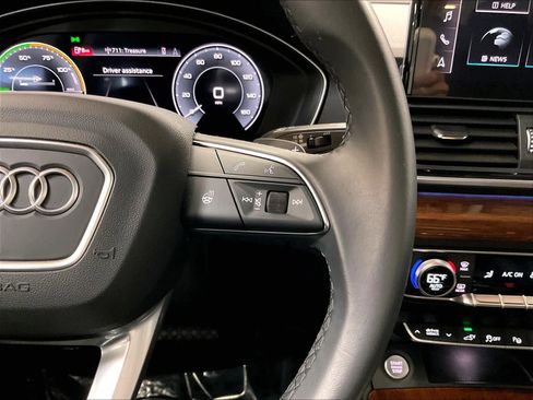 Used 2023 Audi Q5 e Prestige w/ Prestige Package AWD/4WD image 19