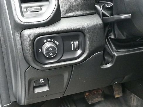 Used 2023 RAM 1500 Big Horn AWD/4WD image 19