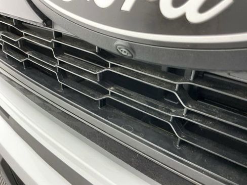 Used 2025 Ford F150 Lariat image 9