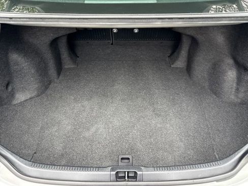Used 2014 Toyota Camry SE FWD image 21