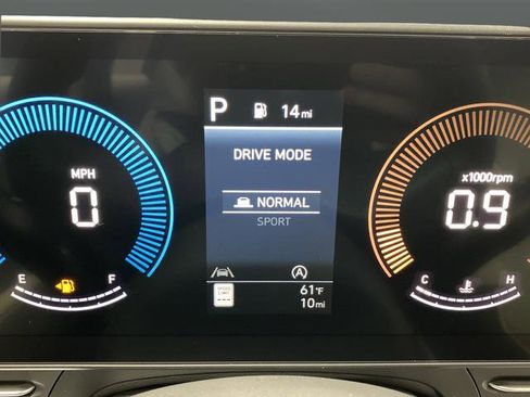 New 2026 Hyundai Kona SE image 20