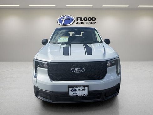 New 2026 Ford Maverick Lariat w/ Black Appearance Package AWD/4WD image 2