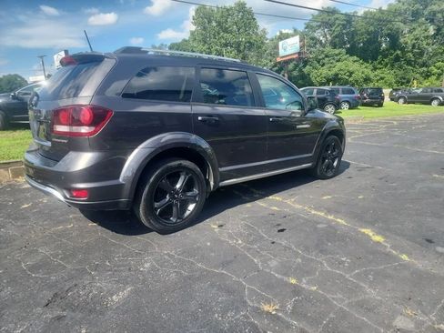 Used 2020 Dodge Journey Crossroad FWD image 5