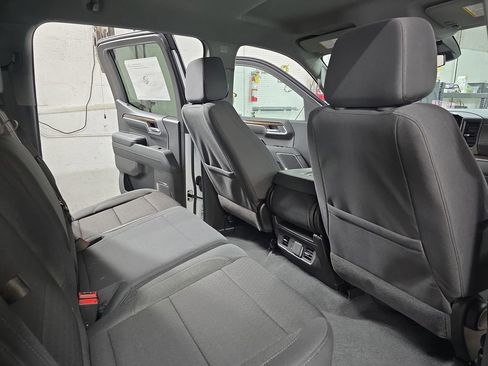 New 2026 GMC Sierra 1500 Elevation image 11