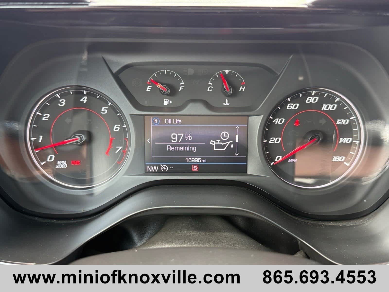 Used 2022 Chevrolet Camaro LT w/ Technology Package RWD image 30