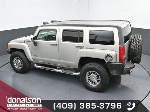 Used 2006 HUMMER H3 Luxury image 18