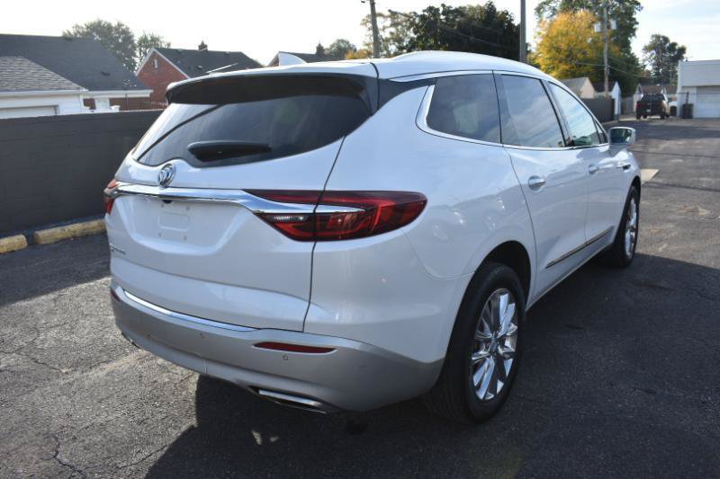 Used 2020 Buick Enclave Essence w/ Sound and Sites Package AWD/4WD image 3