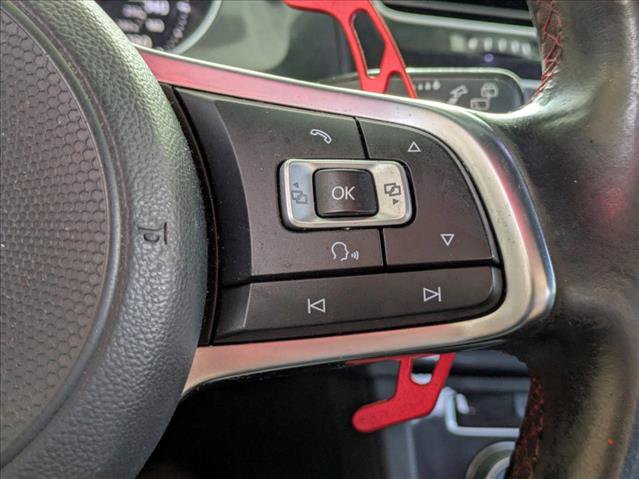 Used 2017 Volkswagen GTI SE FWD image 6